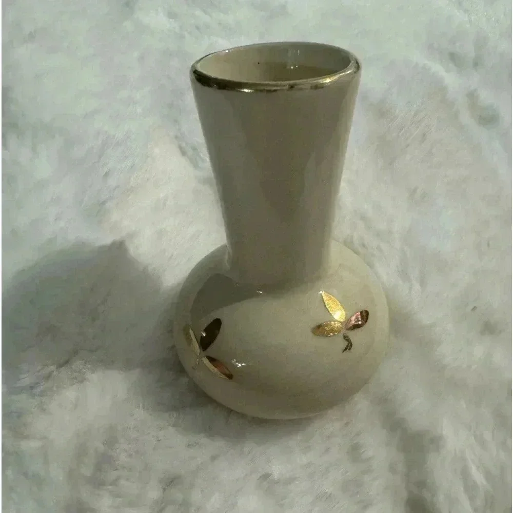 Vintage MCM Ceramic Cream & Gold Floral Handpainted Small Vase 70’s 80’s Fun